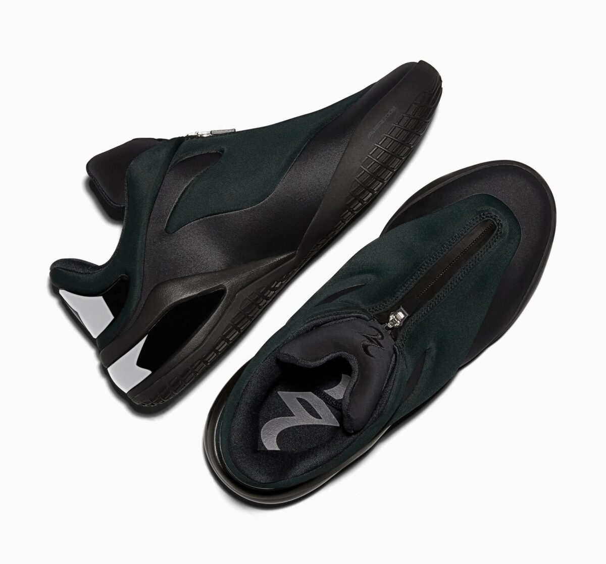 Converse SHAI 001 Charm Black