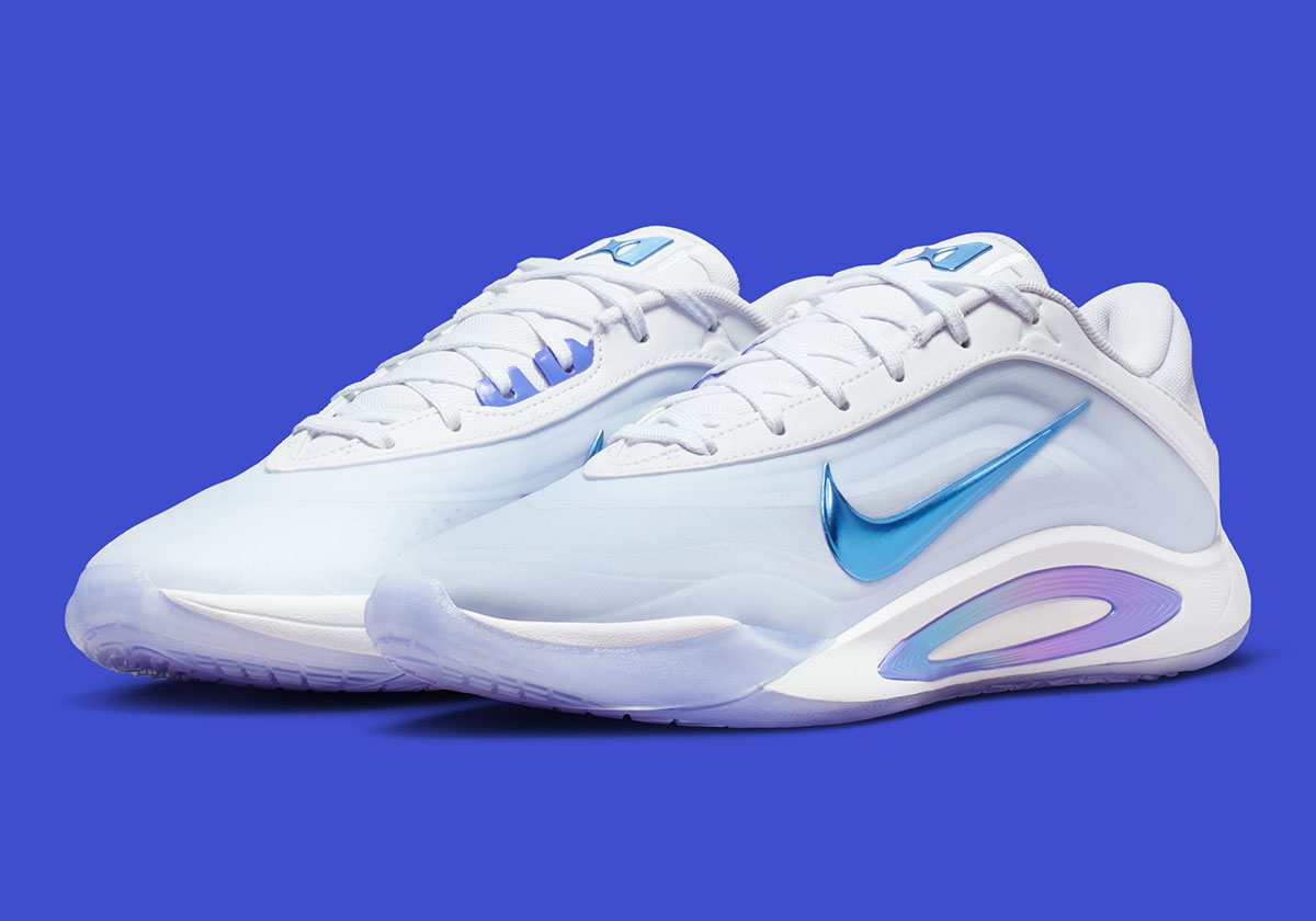 Nike AOne White Sapphire