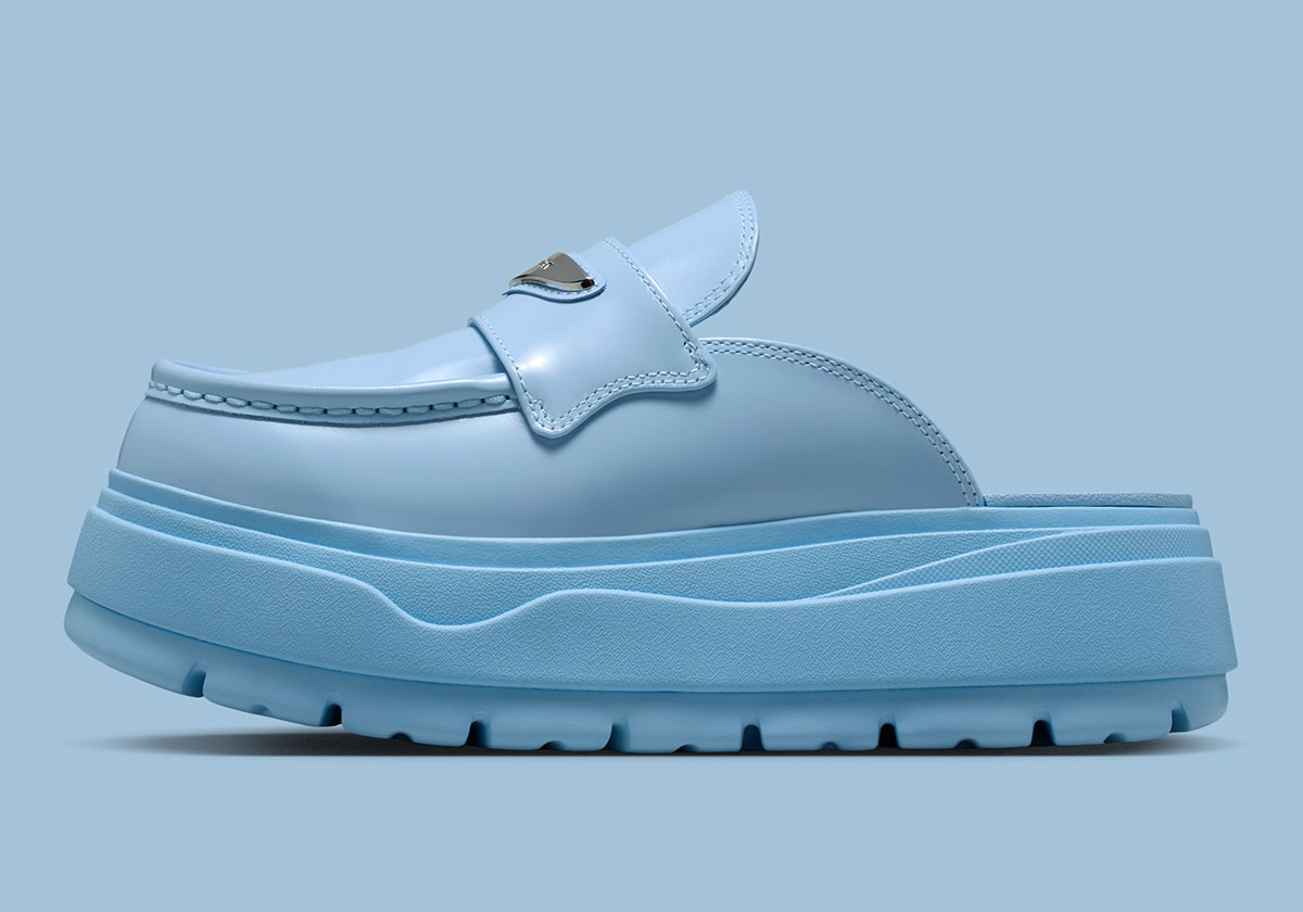 Air Jordan Mule Psychic Blue