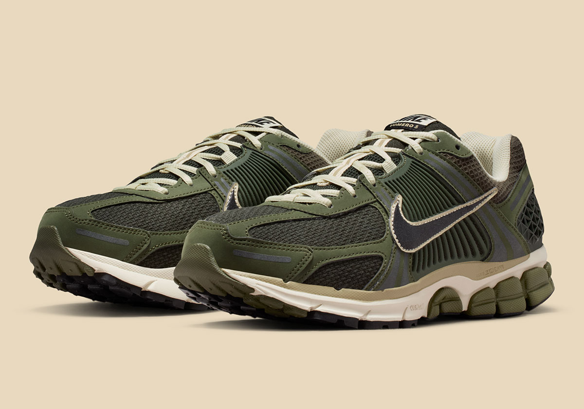 Nike Zoom Vomero 5 Army Olive