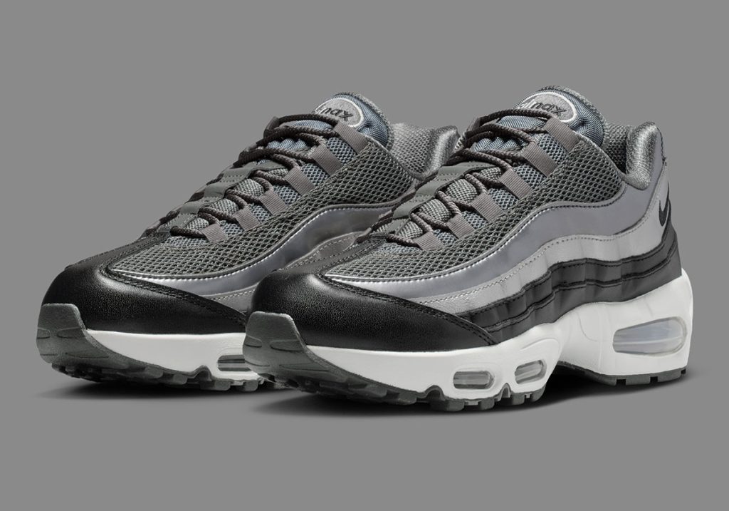 Nike Air Max 95 Metallic Silver