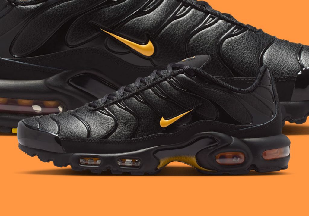 Nike Air Max Plus Leather Black Orange 2026