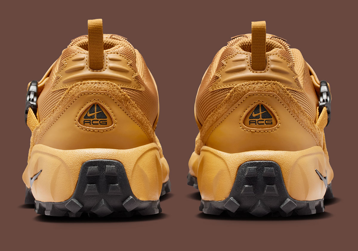 Nike ACG Phassad Wheat