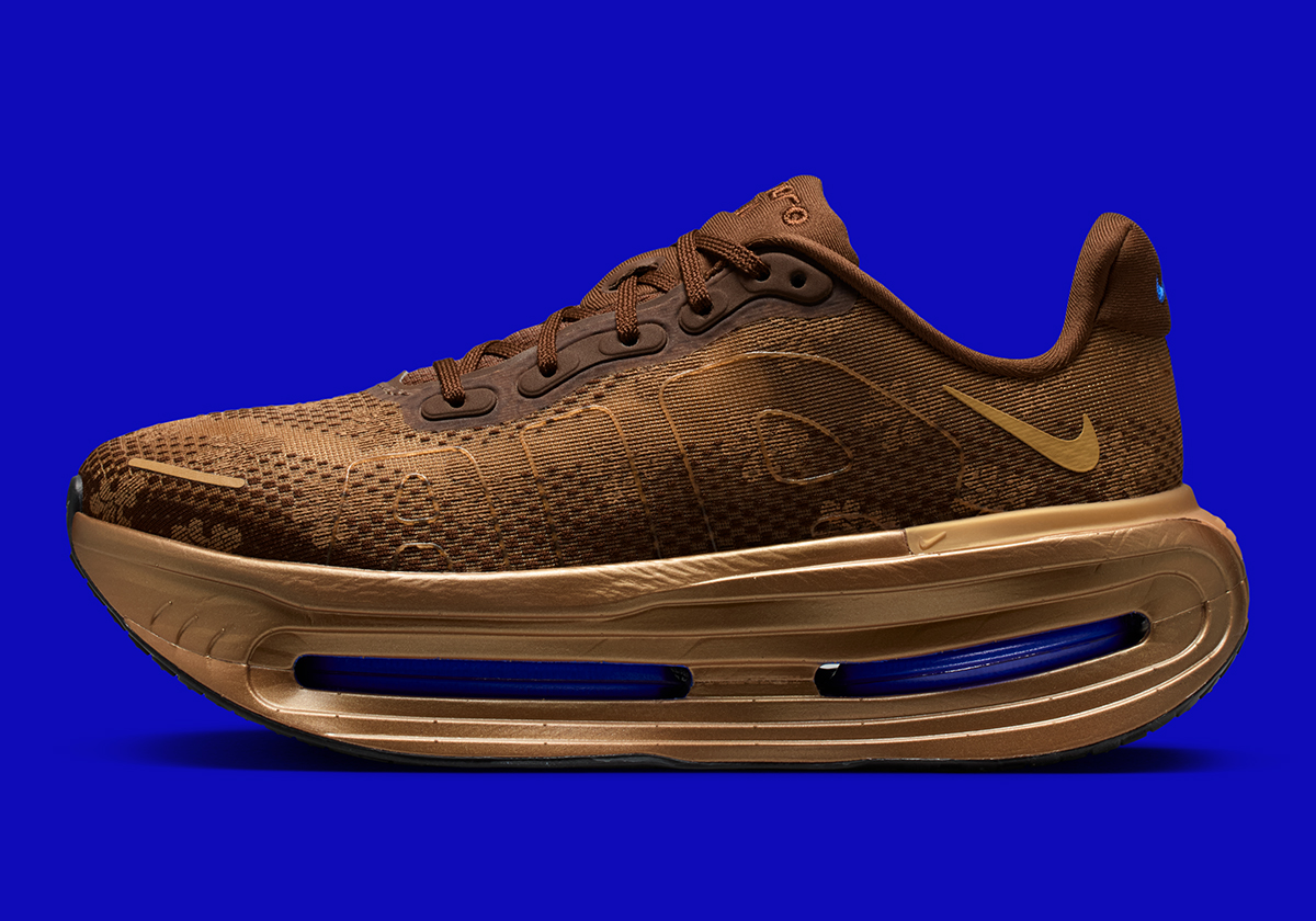 Nike Vomero Premium Fleur-de-lis