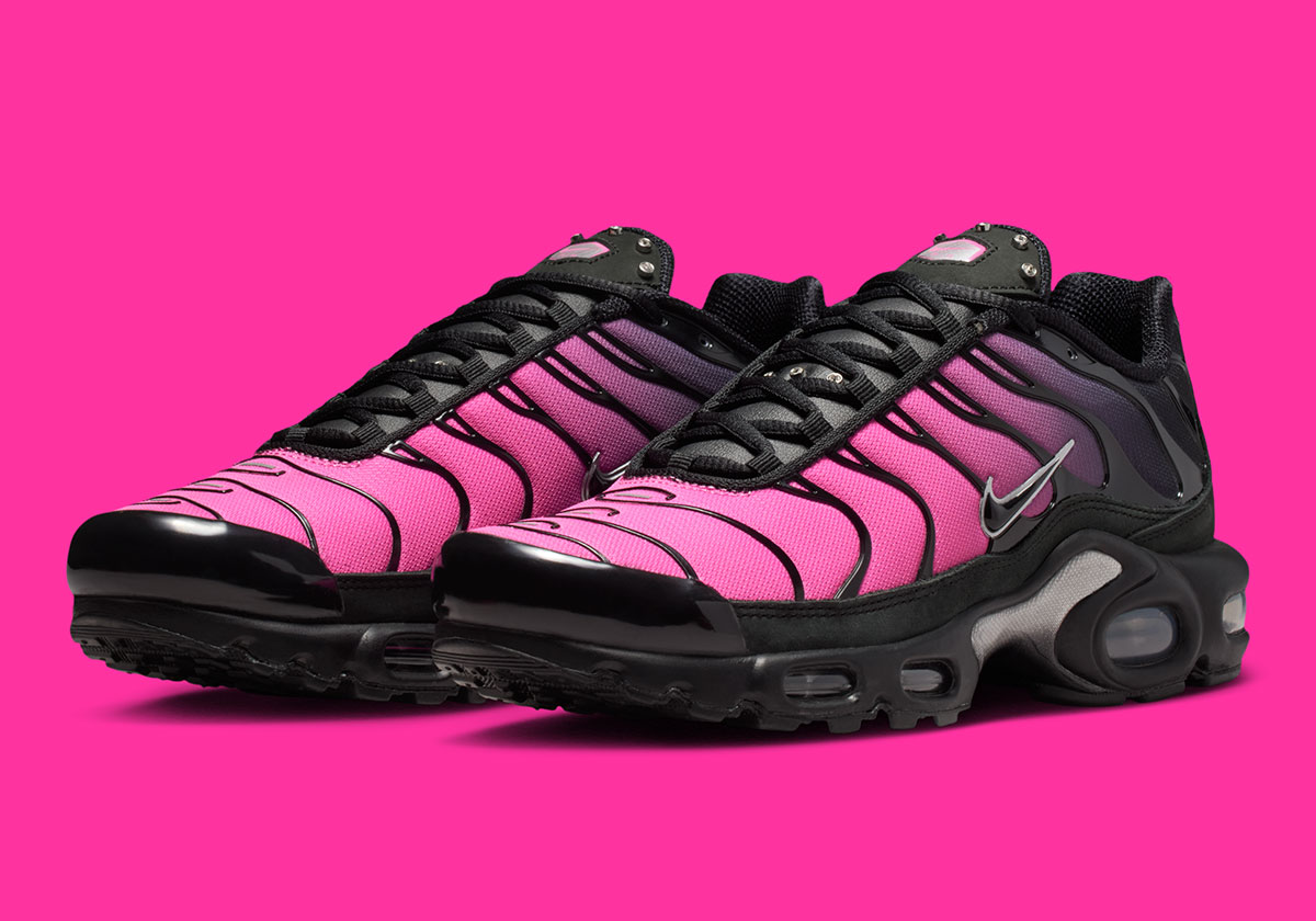 Nike Air Max Plus Crystal Studs