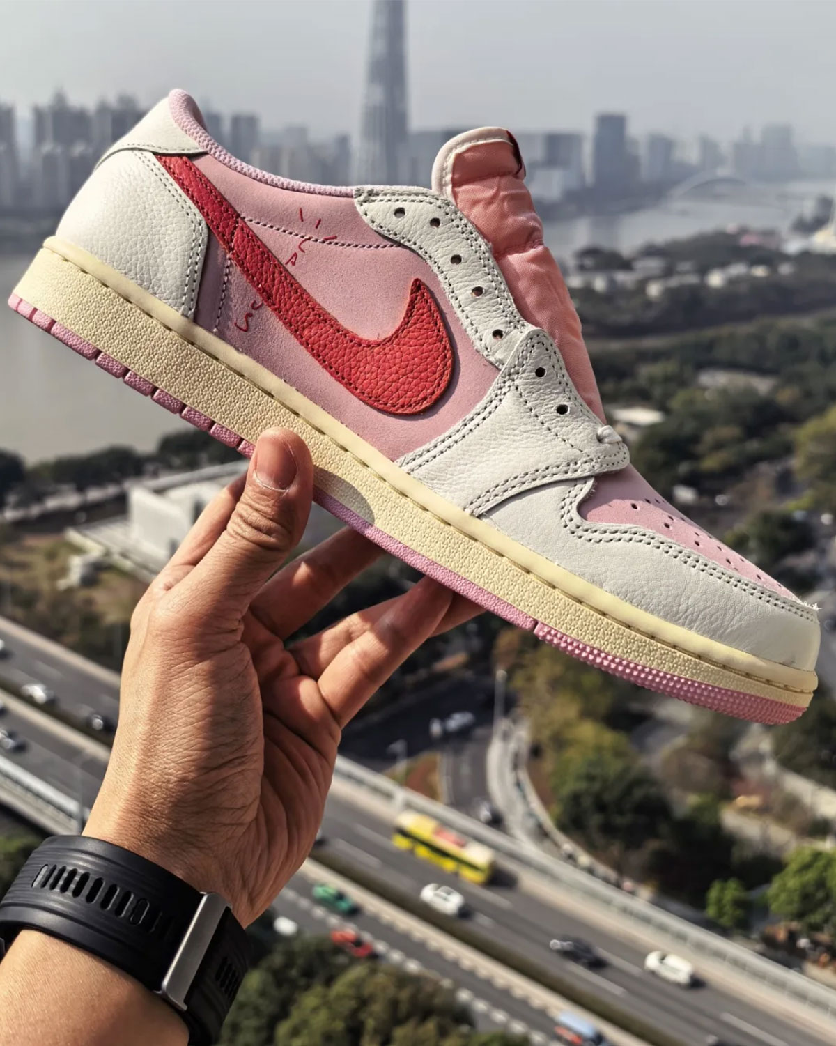 Travis Scott x Air Jordan 1 Low Pink Pack