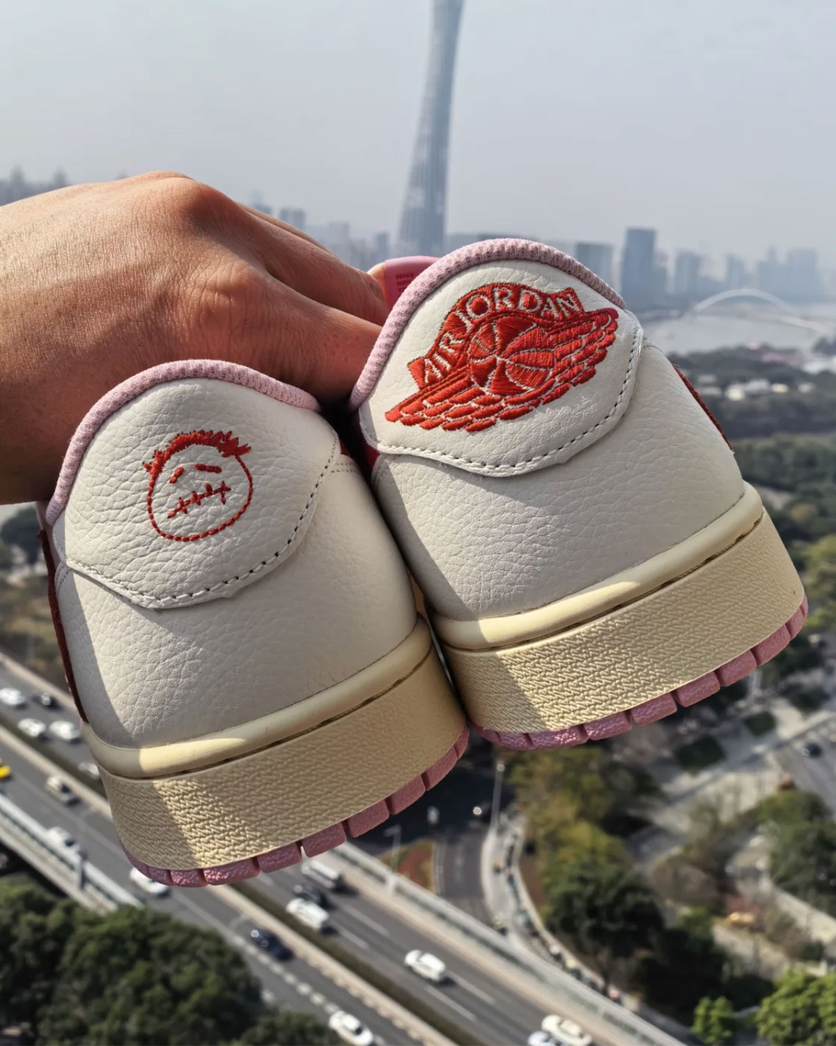 Travis Scott x Air Jordan 1 Low Pink Pack