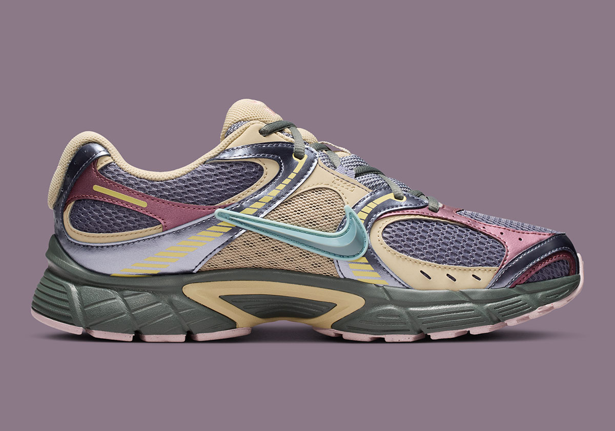 A Ma Maniere x Nike V5 RNR