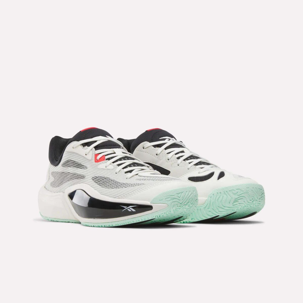 Reebok Engine A 26 Chalk