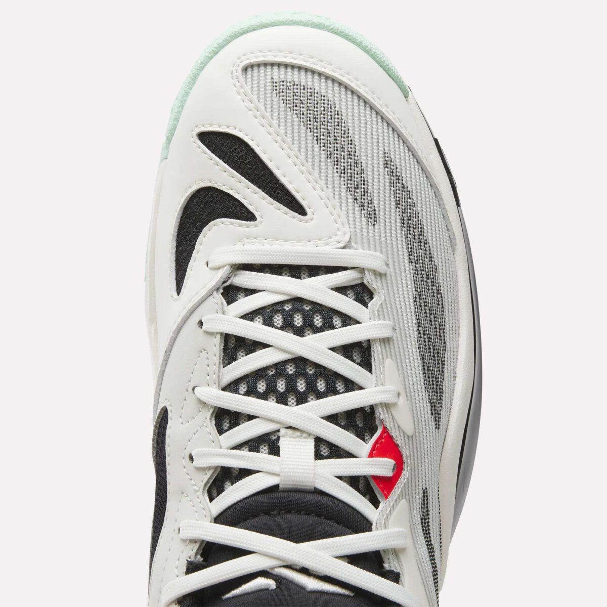 Reebok Engine A 26 Chalk