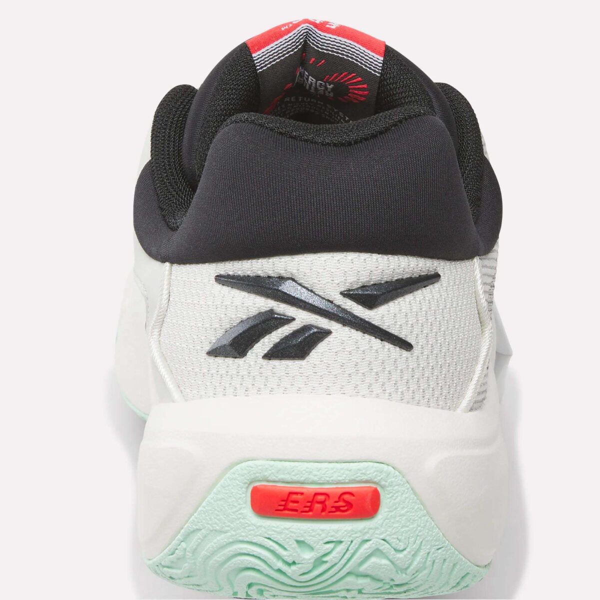 Reebok Engine A 26 Chalk