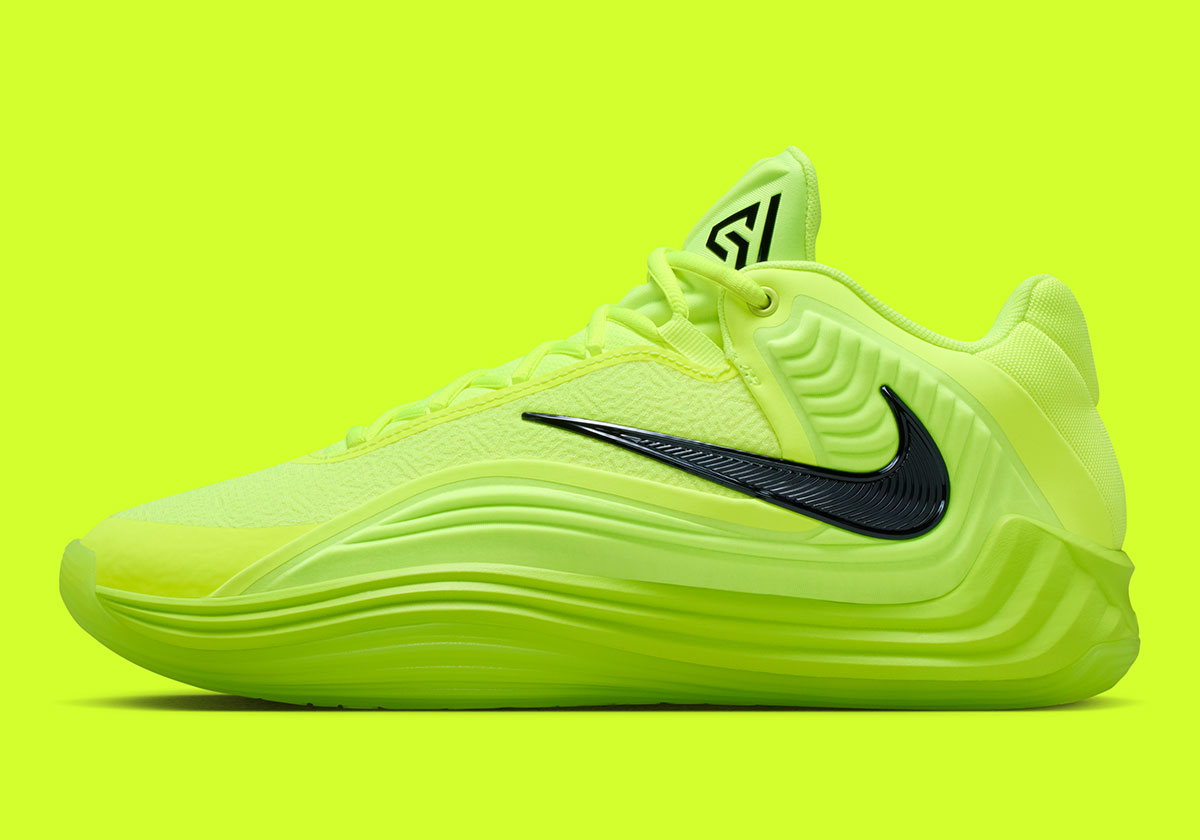 Nike Giannis Freak 7 Volt 2026