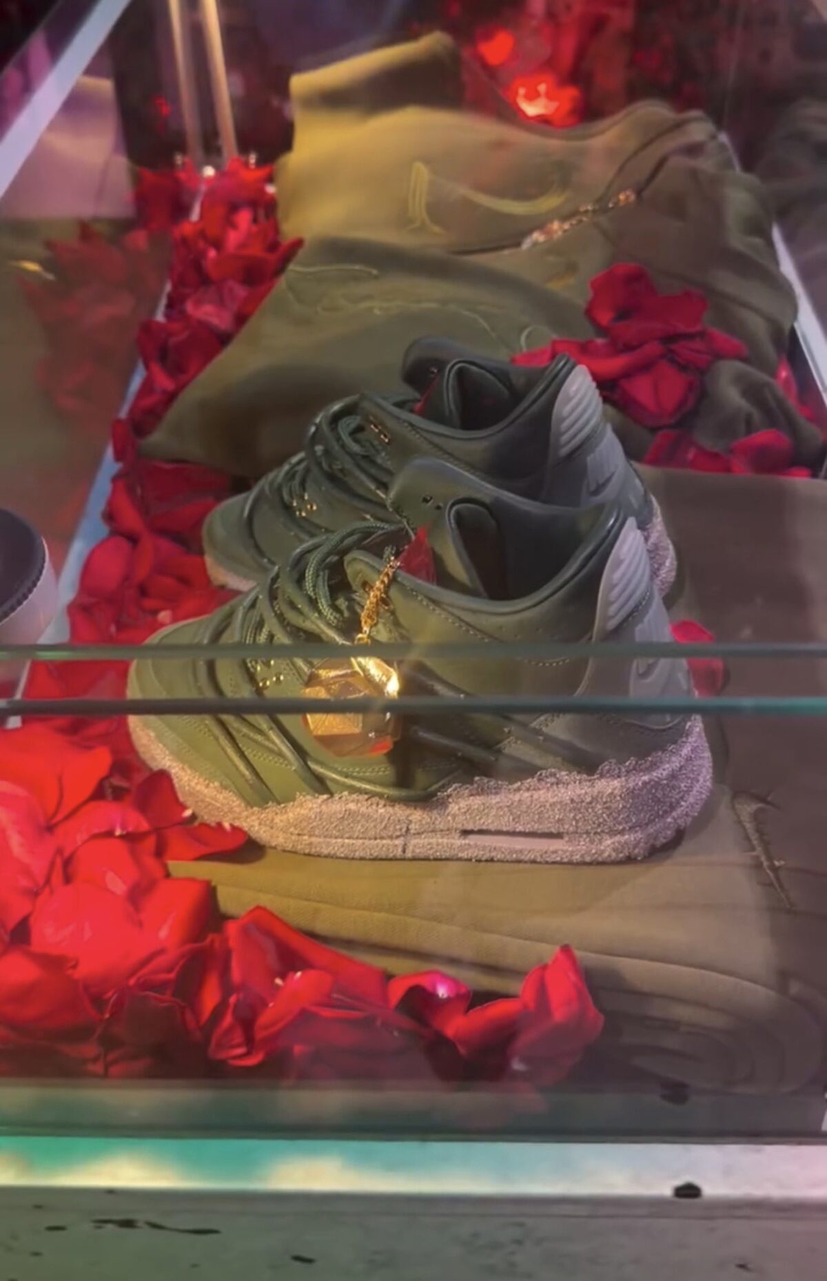 Teyana Taylor x Air Jordan 3 Concrete Rose