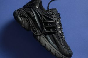 Pharrell x adidas Adistar Jellyfish Carbon KJ3841