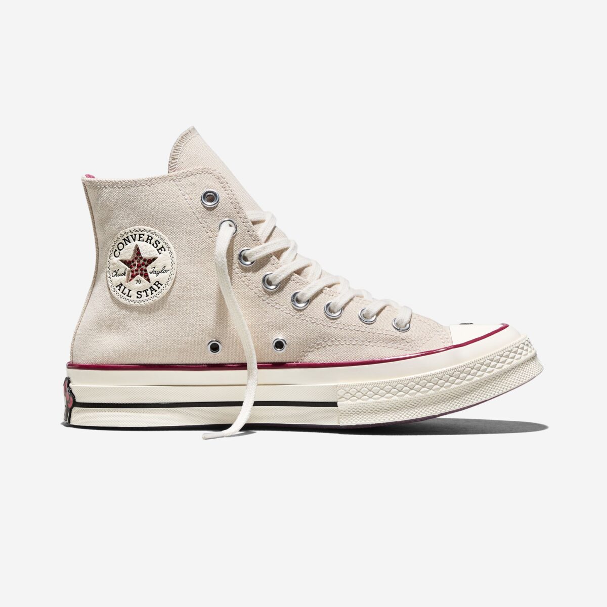 Swarovski x Hello Kitty x Converse Chuck Taylor 70