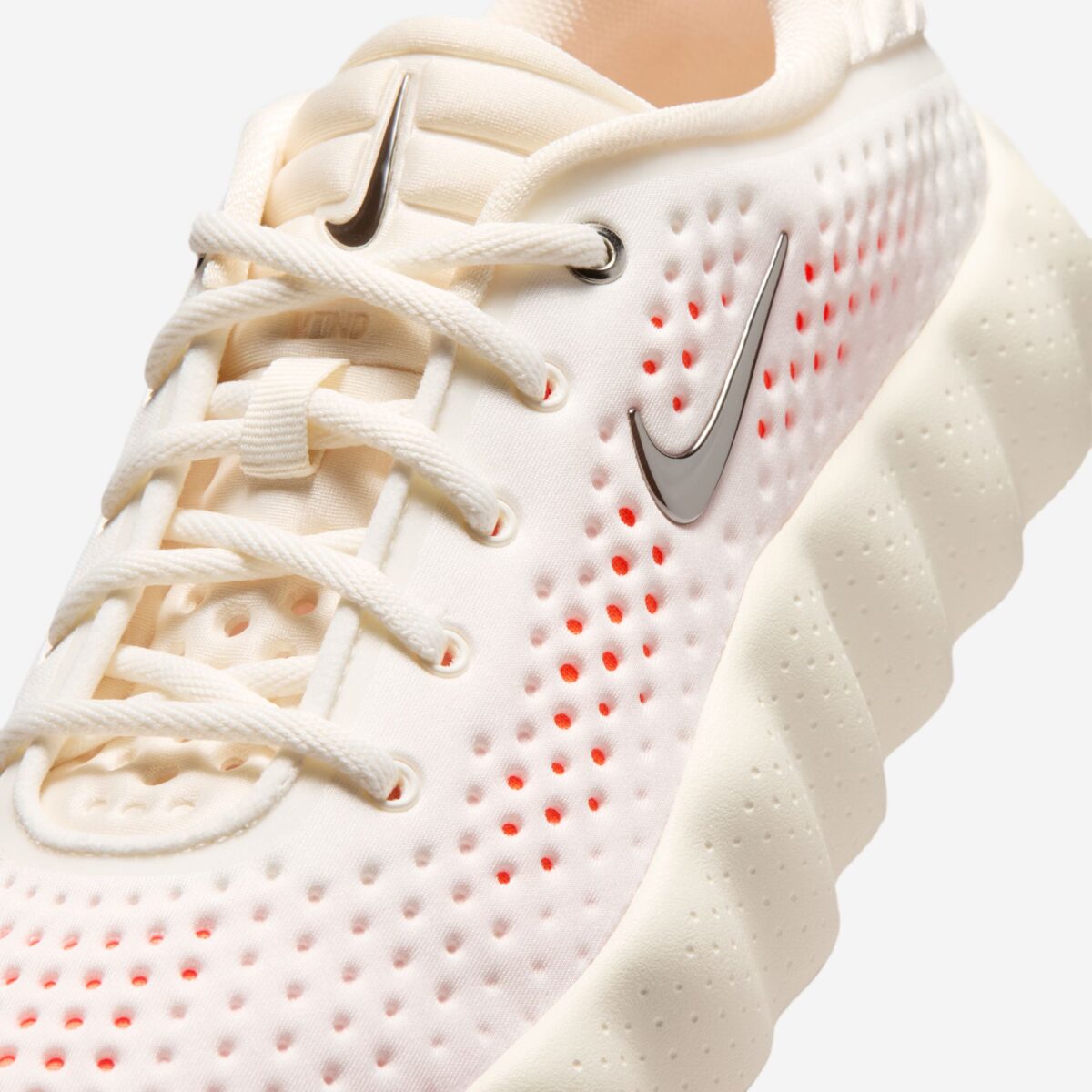 Nike Mind 002 Sail 2026