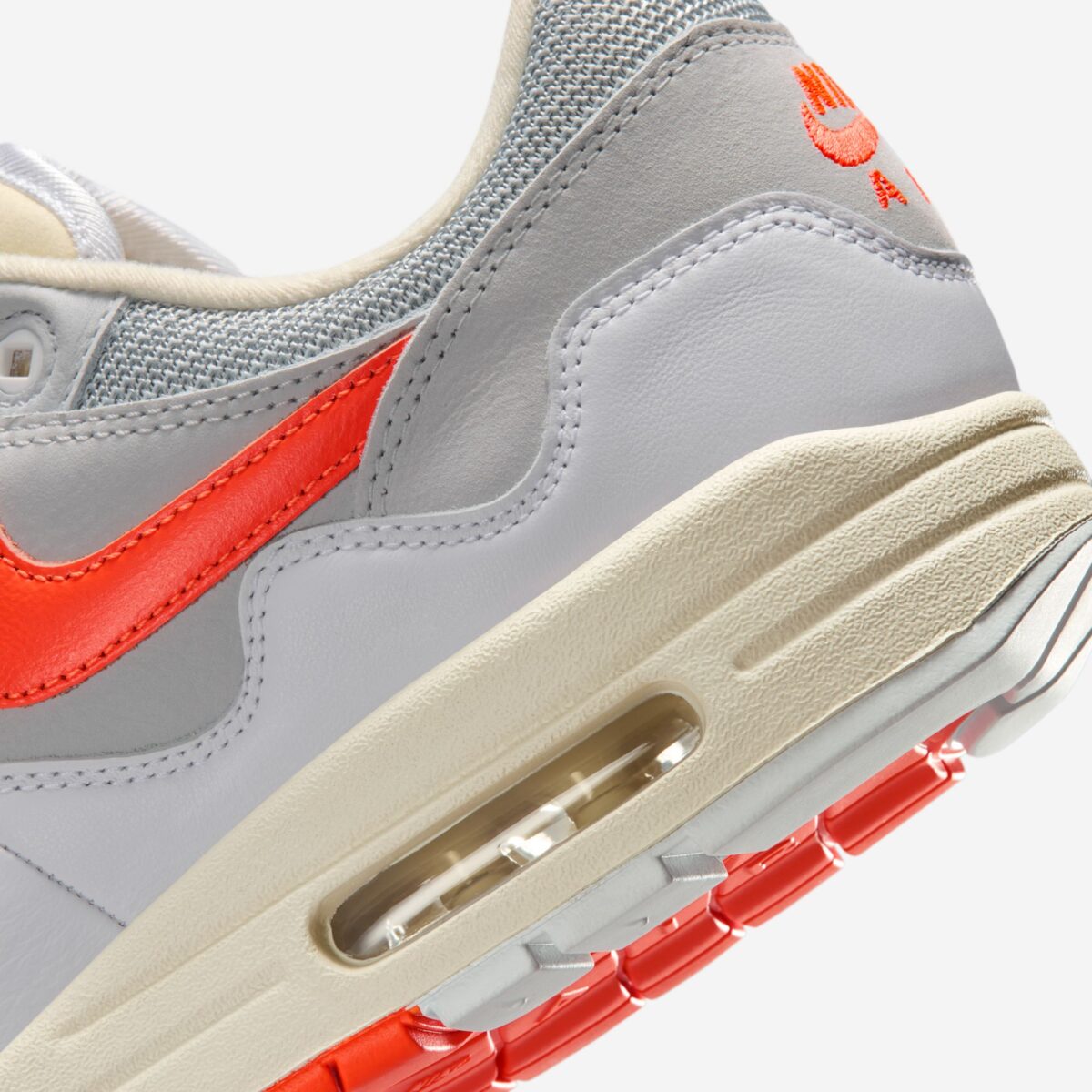 Patta x Nike Air Max 1 White/Hyper Crimson (2026) II7055-100