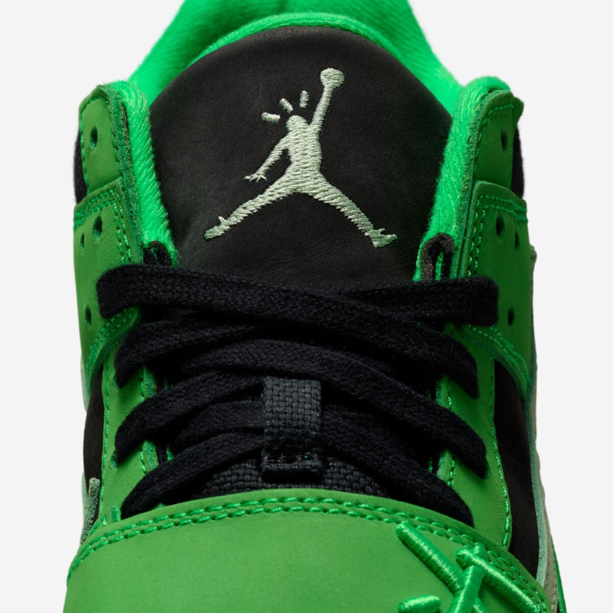 Travis Scott x Jordan Jumpman Jack Green Spark 2026 IM9113-300