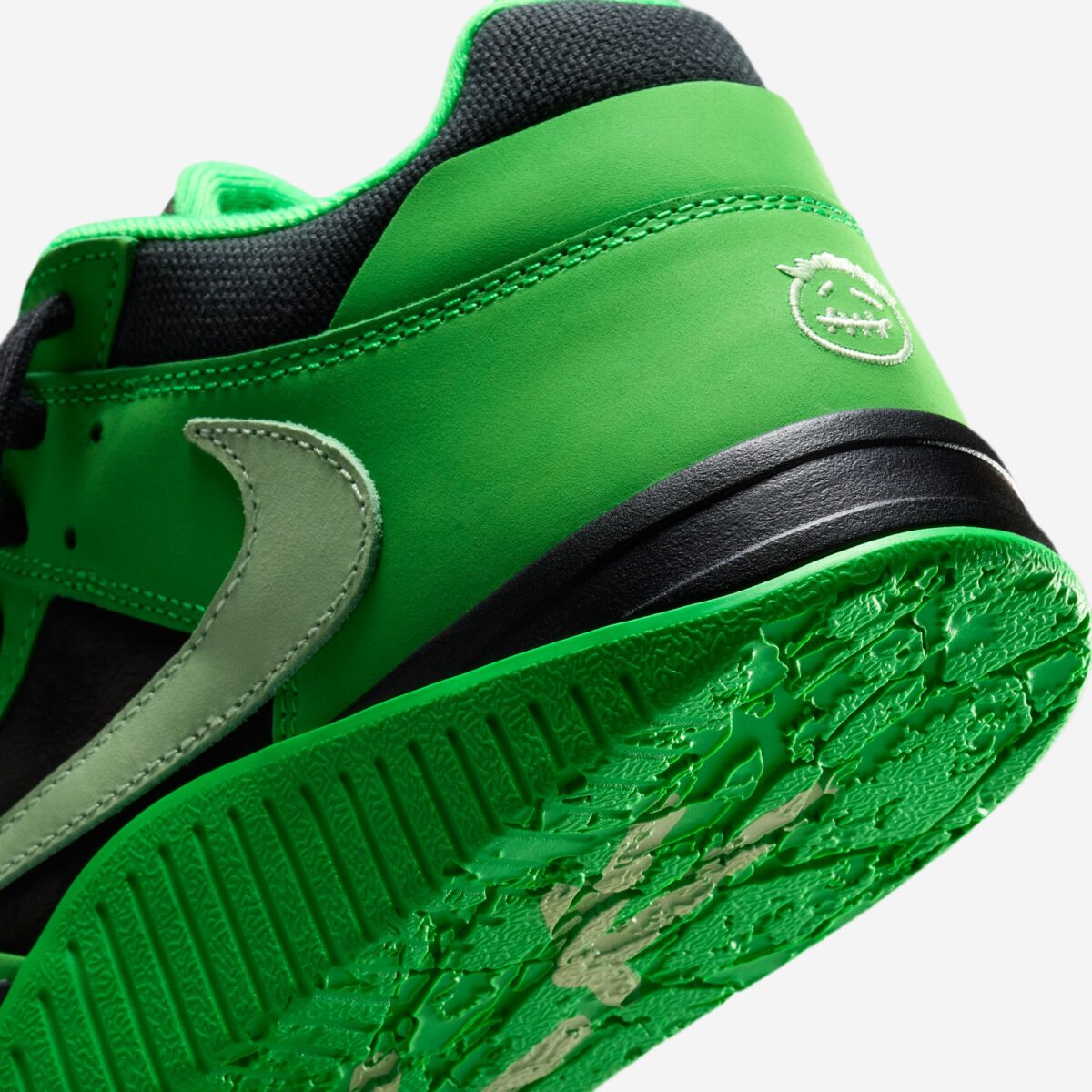 Travis Scott x Jordan Jumpman Jack Green Spark 2026 IM9113-300