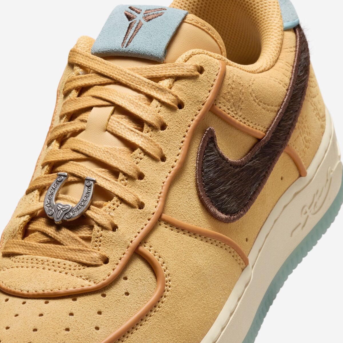 Kobe Bryant x Nike Air Force 1 Low Siempre Hermanos IM0582-700