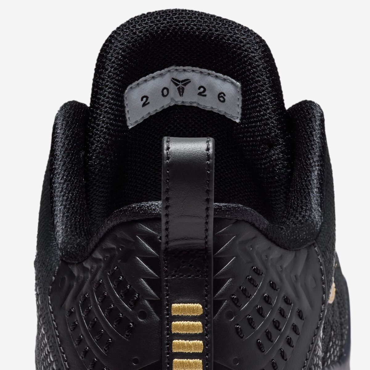 Nike Kobe 11 Elite Low Protro Fade To Black 2026 IM4260-001