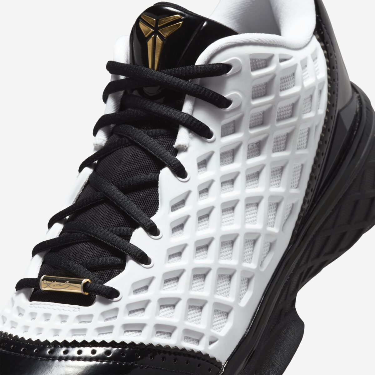 Nike Kobe 3 Low Protro Mambacita 2026 IQ3916-100