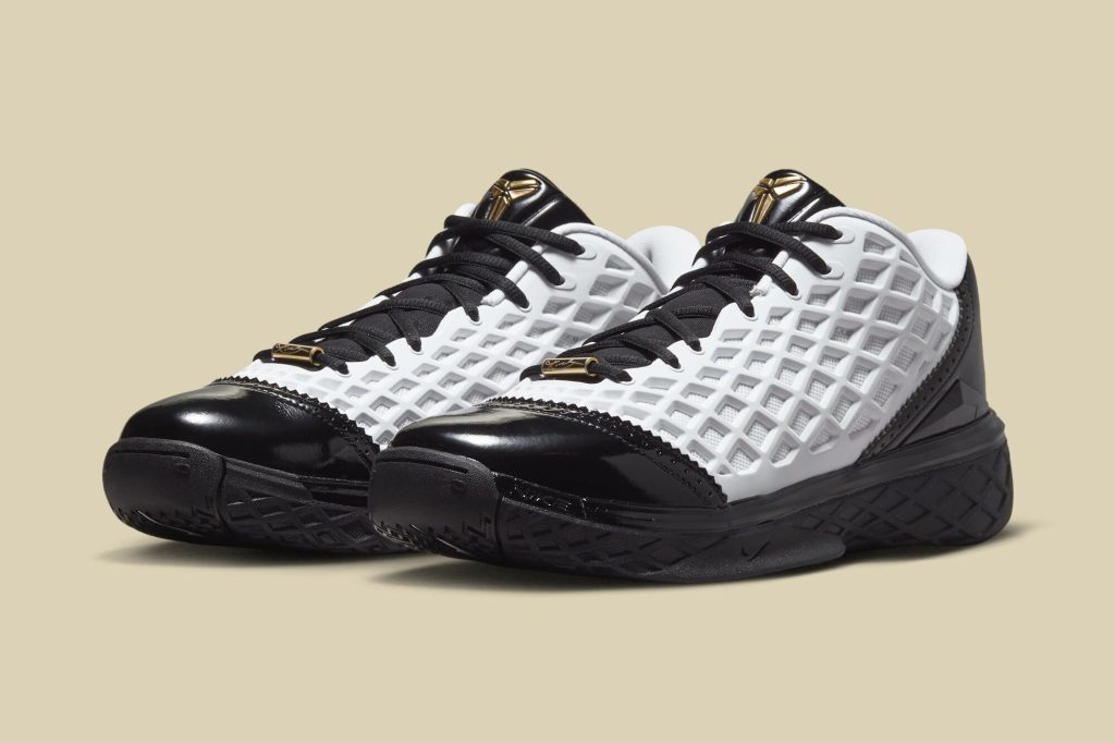 Nike Kobe 3 Low Protro Mambacita 2026 IQ3916-100