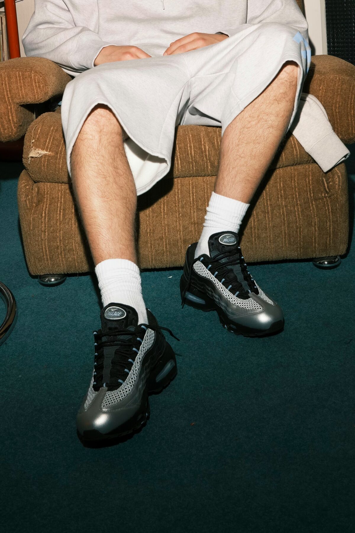 Palace x Nike Air Max 95 Metallic Silver 2026 IQ7708-095