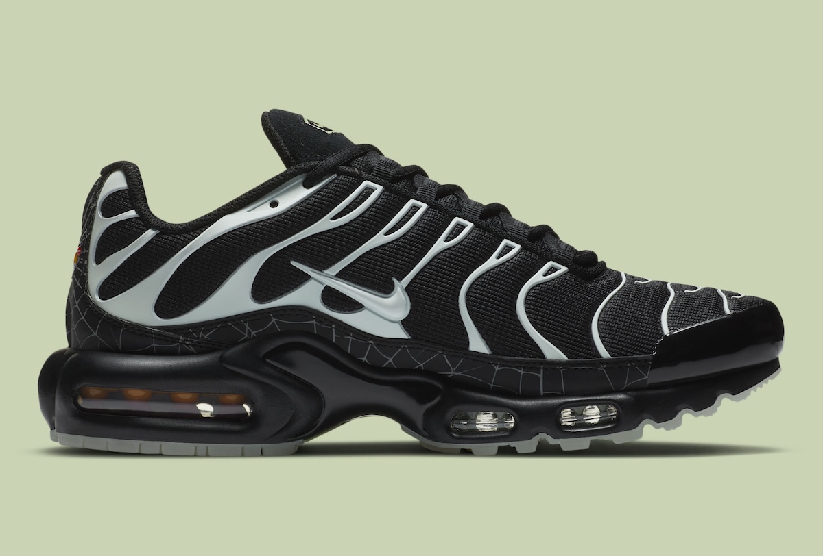 Nike Air Max Plus Spider Web 2026 DD4004-001