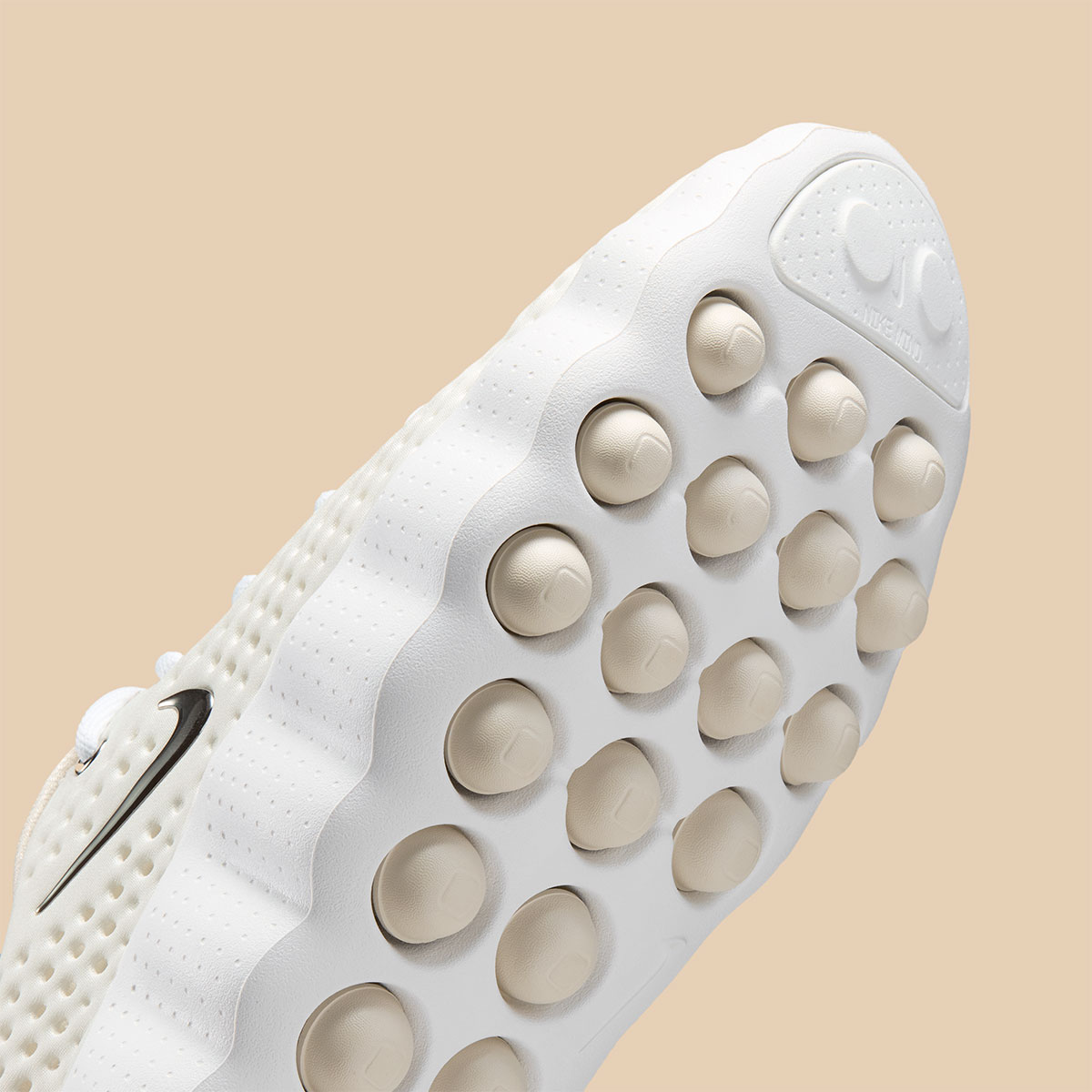 Womens Nike Mind 002 2026 HQ4310-101