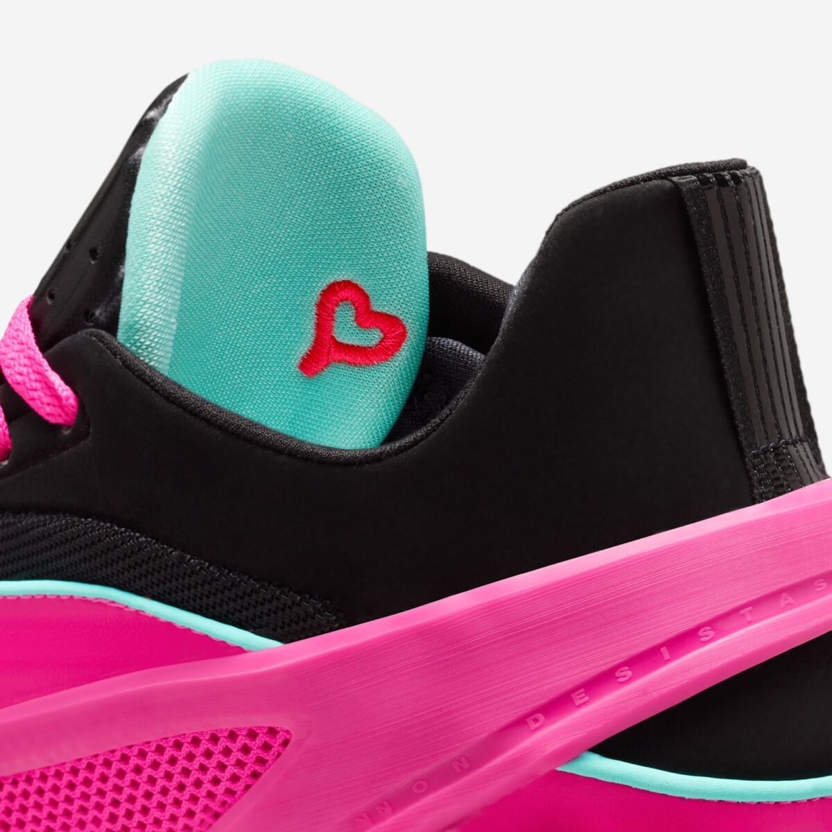 Jordan Luka 5 Night Drive 2026 HV8082-600