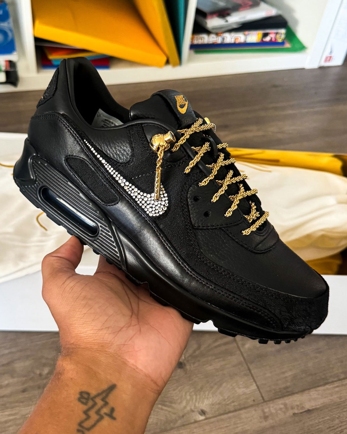Mens Victor Solomon x Nike Air Max 90 2026 IR2074-002