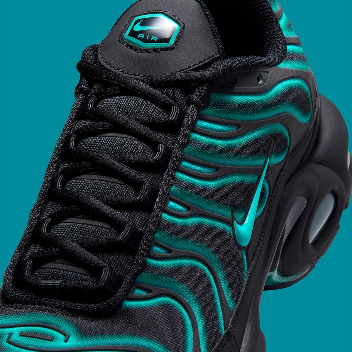 Mens Nike Air Max Plus 2026 IV5756-001