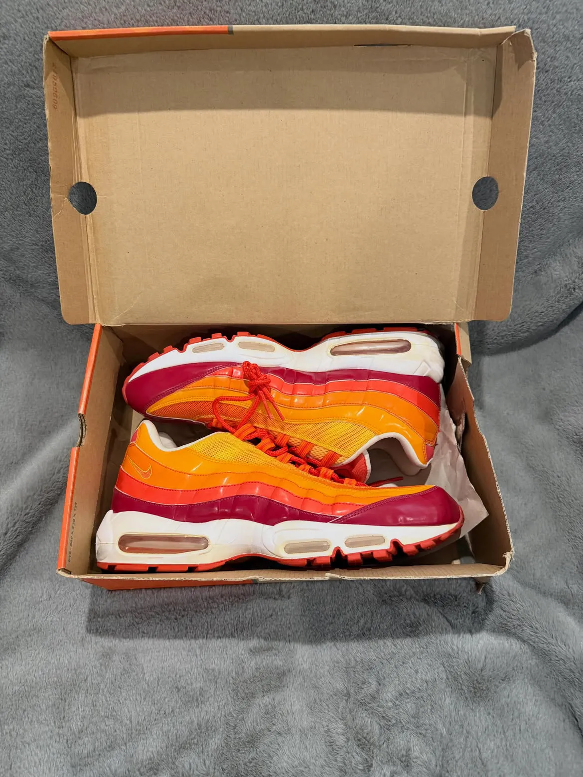Nike Air Max 95 Human Torch IW2275-600