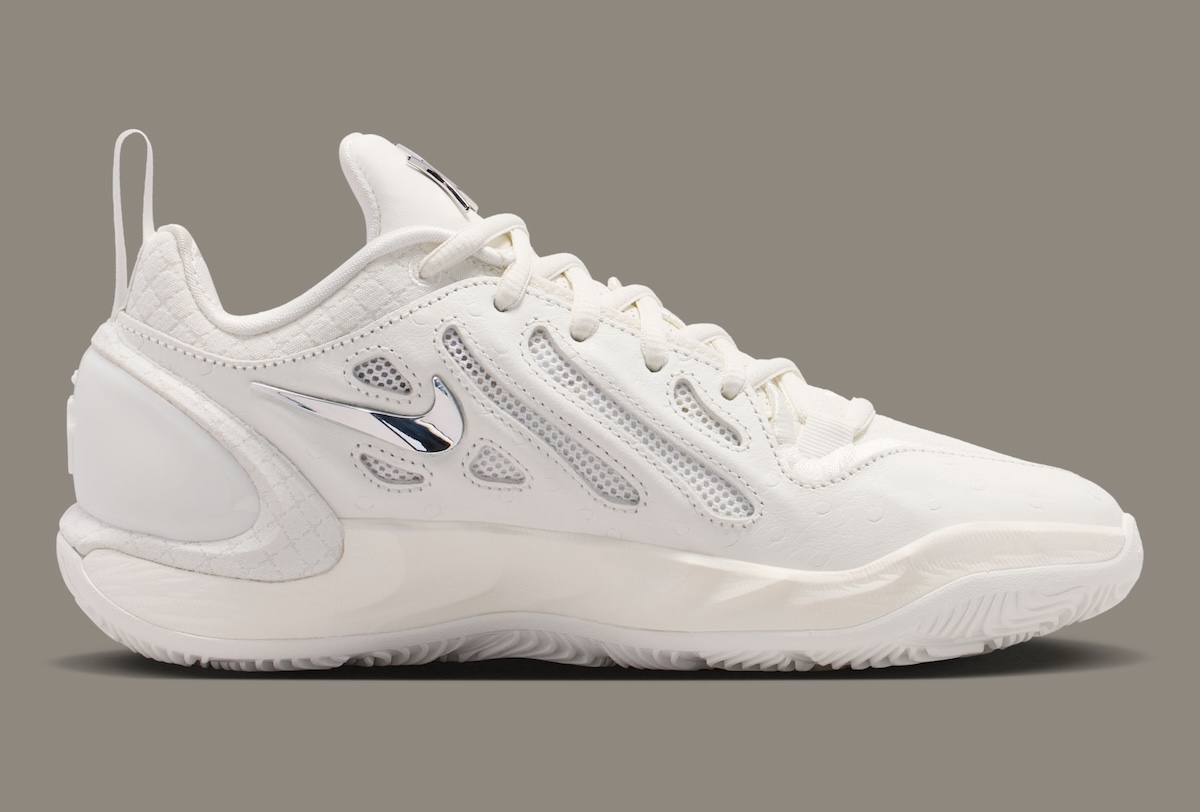 Nike A’Two White Label 2026 IX1853-100