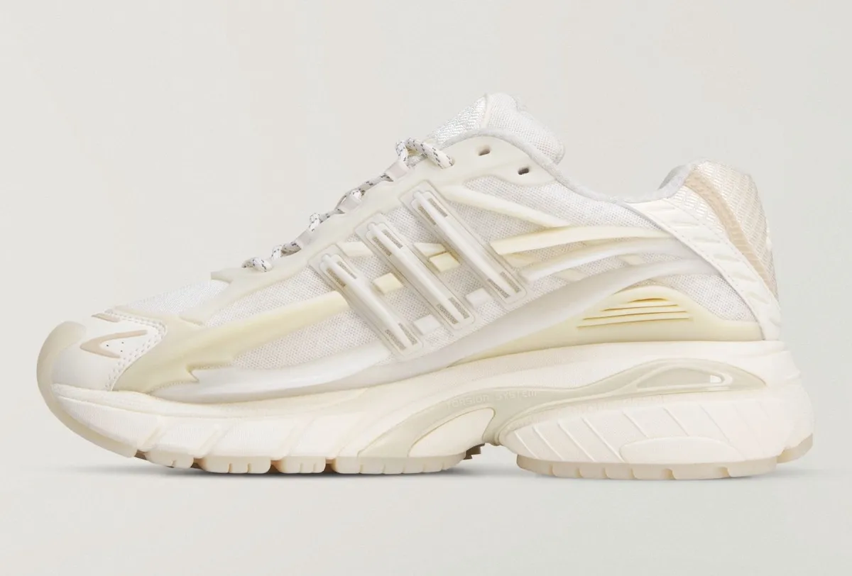Pharrell x adidas Jellyfish Core White/Off White/Clear Brown 2026 KH6730
