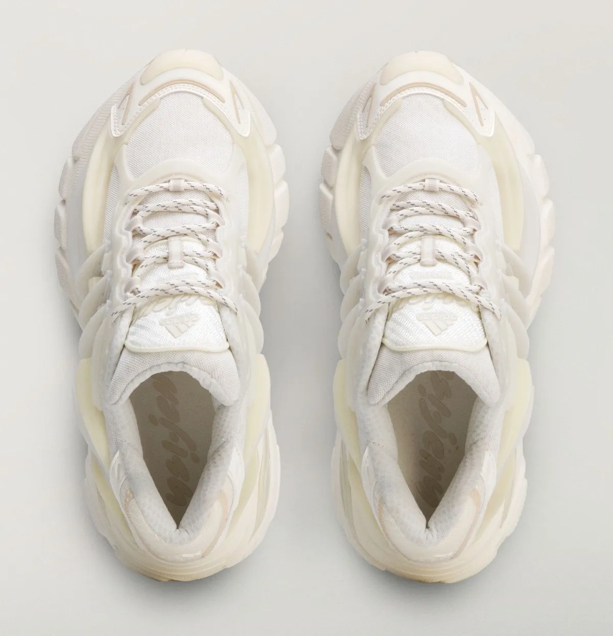 Pharrell x adidas Jellyfish Core White/Off White/Clear Brown 2026 KH6730