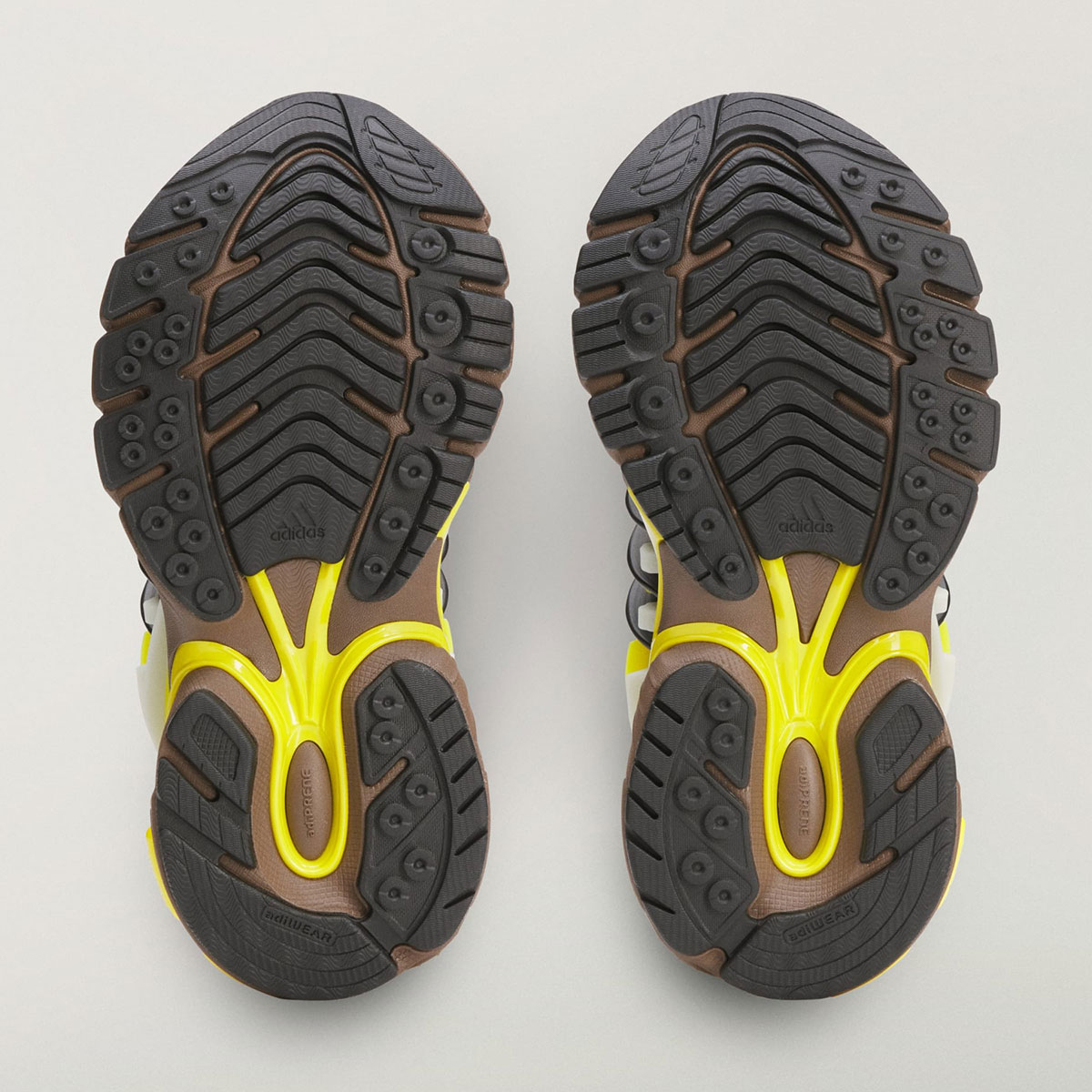 Mens Pharrell x adidas Jellyfish 2026 KK2889