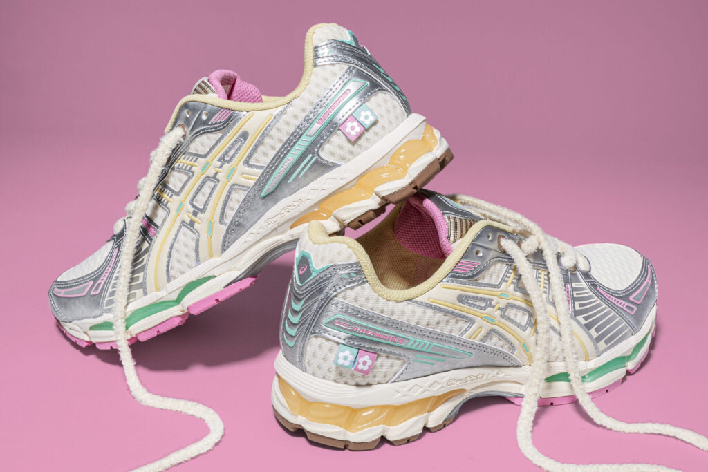 VANDYTHEPINK x ASICS Gel-Kayano 12.1 Vanilla 2026 1203B302-100