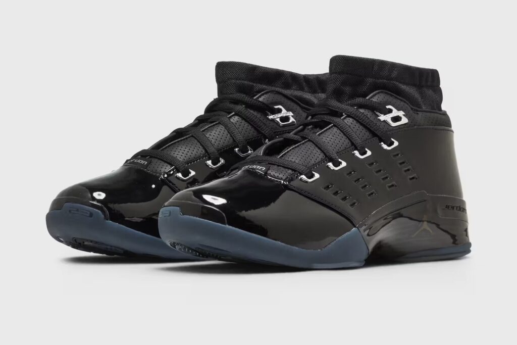Air Jordan 17 Low Black Patent 2026 IV7640-001