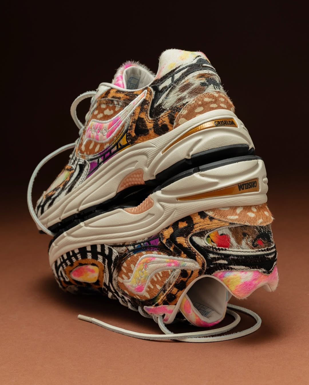 Griselda x Fashion Rebels x Saucony Grid Jazz 9 Awesome Gods 2026 S71047-5