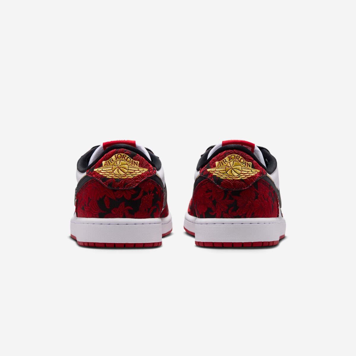 Air Jordan 1 Low OG Last Dance At The Garden 2026 IR0088-001