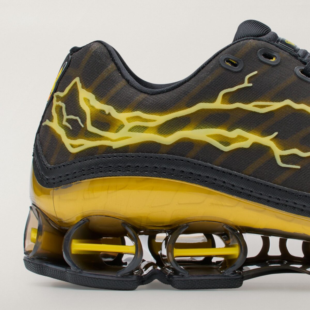Pokémon x adidas Megaride F50 Pikachu 2026 KH6544