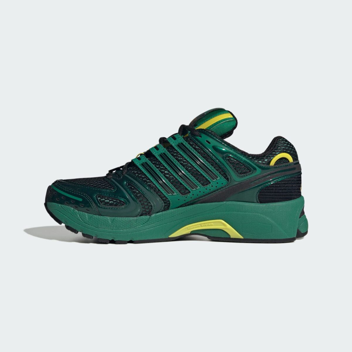 Pokémon x adidas Adistar Control 5 Rayquaza 2026 KI8179