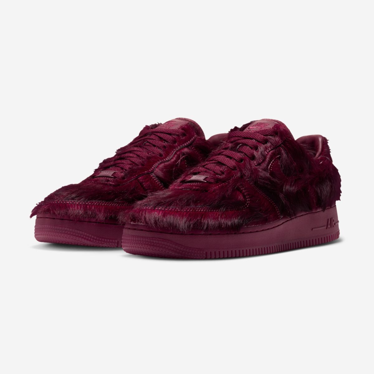 Nike Air Force 1 Low QS Pony Hair Team Red 2026 IR1940-600